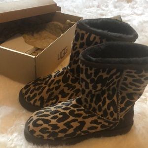 Brand new cheetah ugg boot